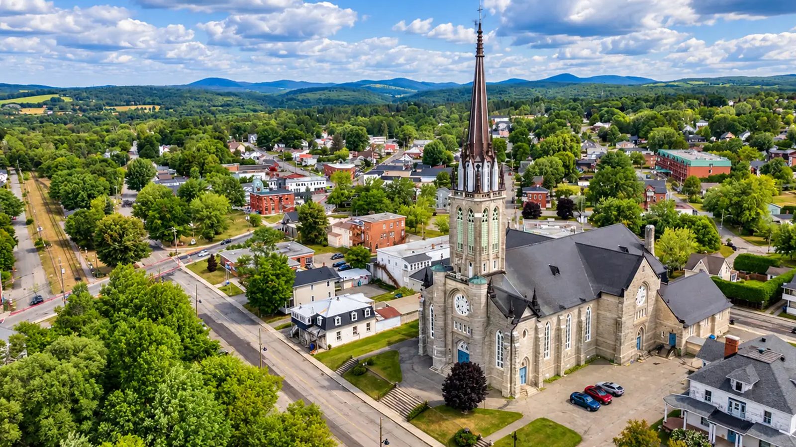 East Angus en images : un coin de la ville (Estrie)