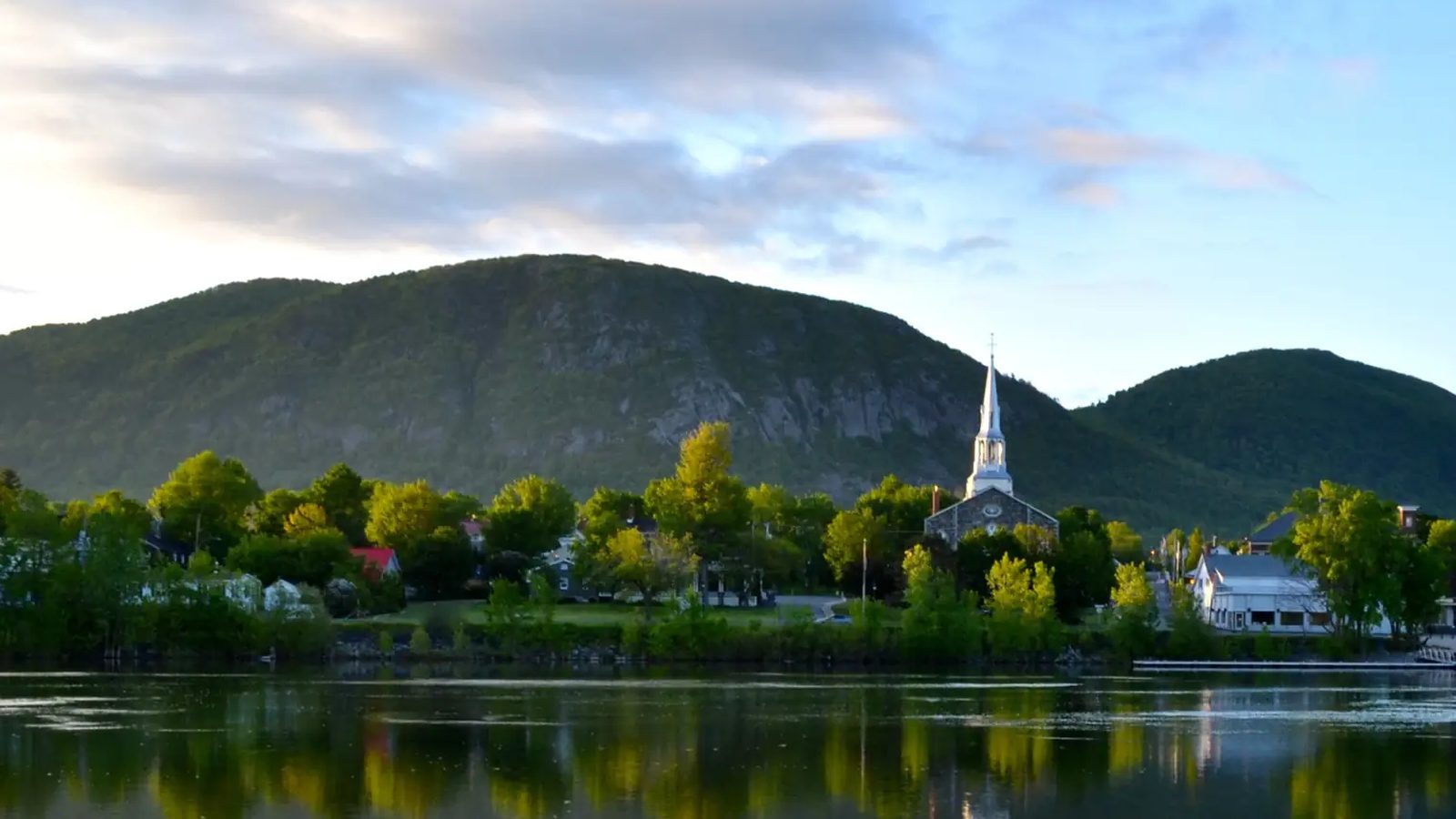 Mont-Saint-Hilaire en images : un coin de la ville (Montérégie)