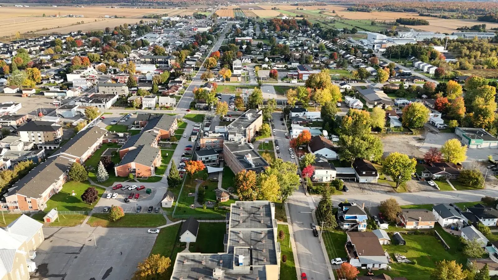 Saint-Lin–Laurentides en images : un coin de la ville (Lanaudière)