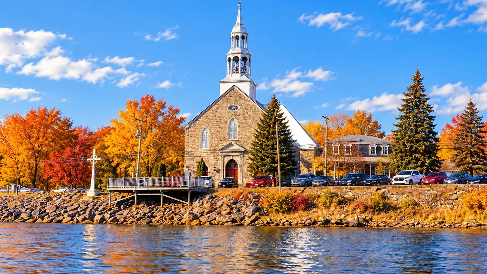 Saint-Sulpice en images : un coin de la ville (Lanaudière)